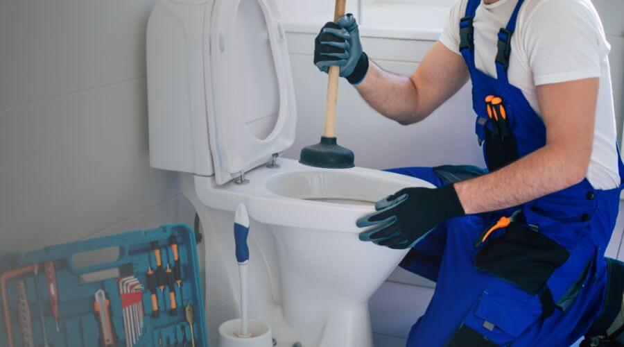 Professional emergency plumbing in East Hickory, PA